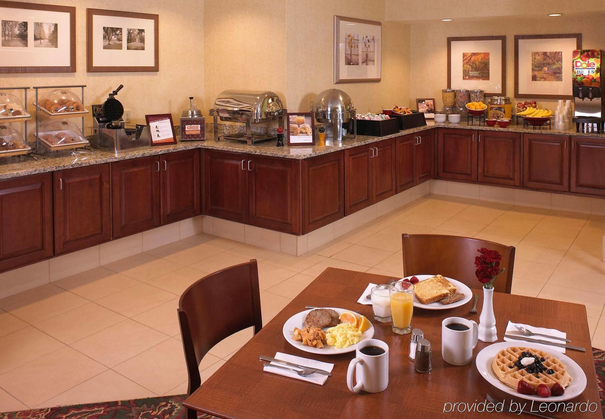 Residence Inn Kalamazoo East Restaurant photo